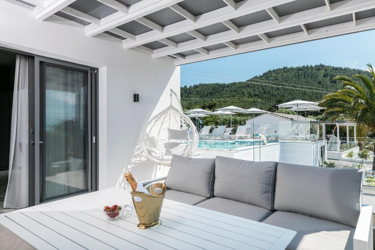 Pachis Escape Suites Buitenkant foto